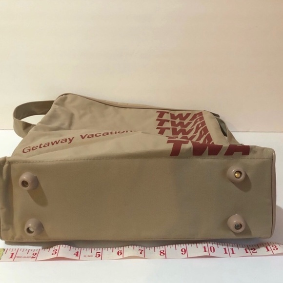NEW ‘70s Authentic Vintage TWA Airlines Travel Bag Carry On Taupe Red Co… - Picture 6 of 12